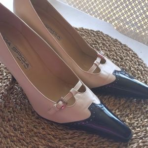 Like new Via Spiga made in Italy women's spectator pump 3 1/2" heel